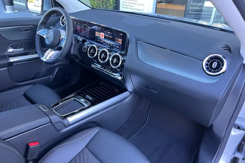 Mercedes-Benz GLA din 2025 cu 10 km - oferta MER104373 - foto 14