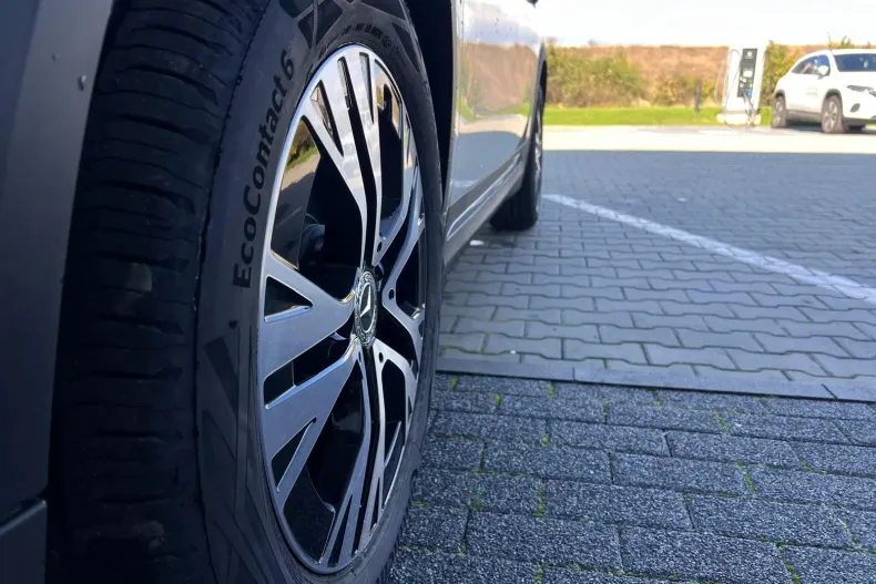 Mercedes-Benz GLA din 2025 cu 10 km - oferta MER104373 - foto 17