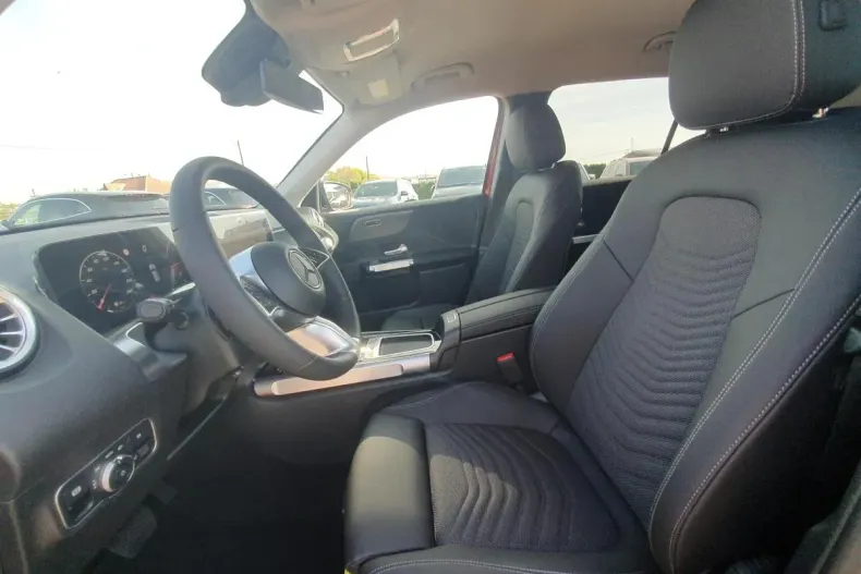 Mercedes-Benz GLB din 2024 cu 19.523 km - oferta MER104380 - foto 13