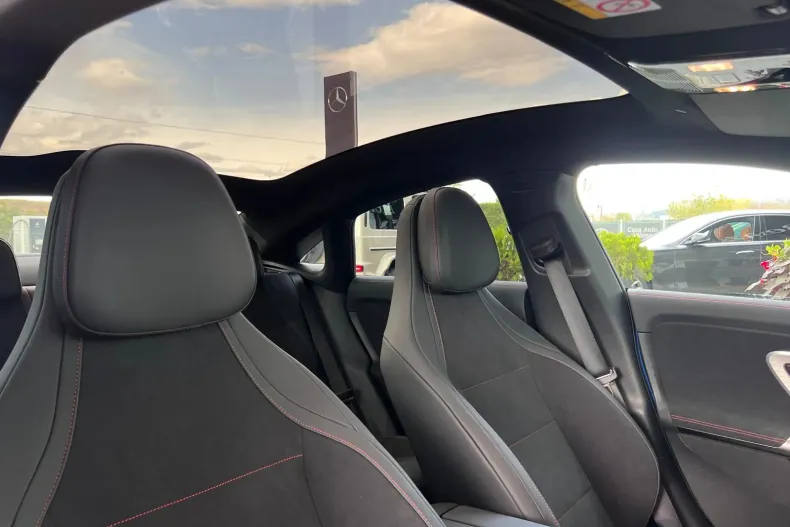 Mercedes-Benz CLA din 2025 cu 3.500 km - oferta MER104382 - foto 18