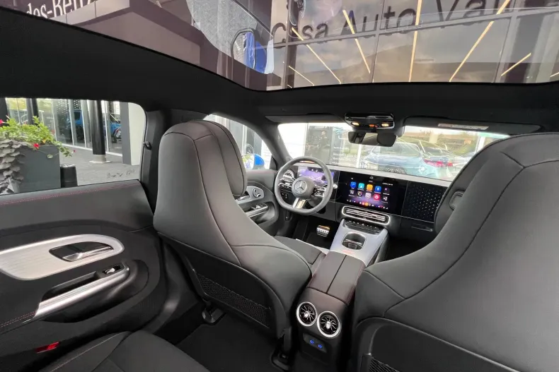 Mercedes-Benz CLA din 2025 cu 3.500 km - oferta MER104382 - foto 19