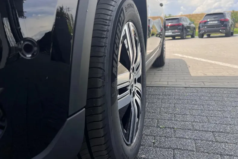 Mercedes-Benz EQA din 2025 cu 10 km - oferta MER104386 - foto 5