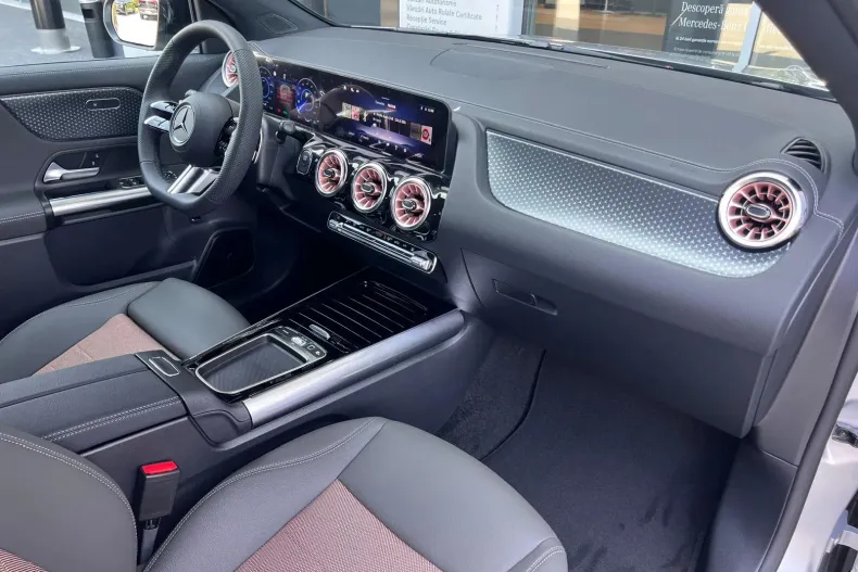 Mercedes-Benz EQA din 2025 cu 10 km - oferta MER104390 - foto 6