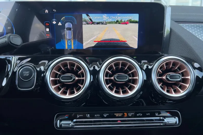 Mercedes-Benz EQA din 2025 cu 10 km - oferta MER104390 - foto 13