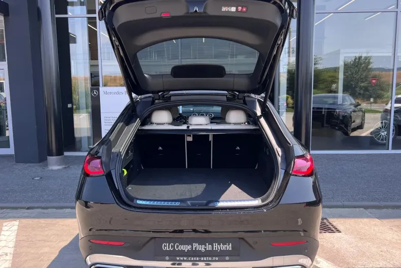 Mercedes-Benz GLC Coupe din 2025 cu 3.300 km - oferta MER104391 - foto 4
