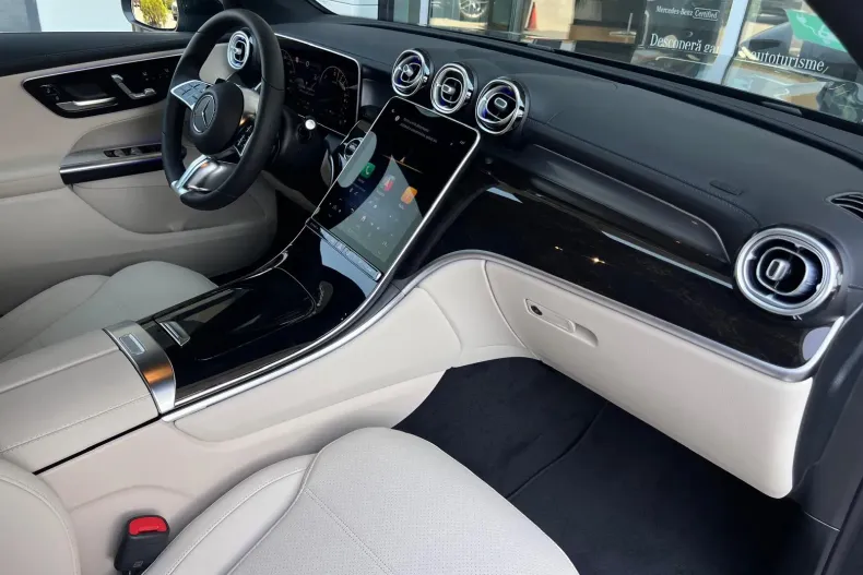 Mercedes-Benz GLC Coupe din 2025 cu 3.300 km - oferta MER104391 - foto 9