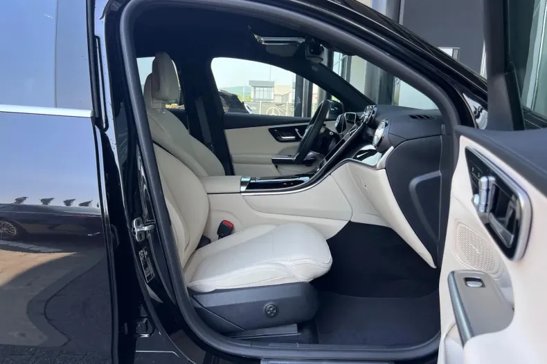 Mercedes-Benz GLC Coupe din 2025 cu 3.300 km - oferta MER104391 - foto 13