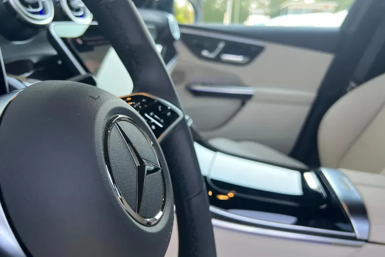 Mercedes-Benz GLC Coupe din 2025 cu 3.300 km - oferta MER104391 - foto 16