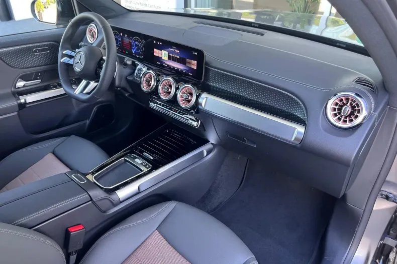 Mercedes-Benz EQB din 2025 cu 10 km - oferta MER104393 - foto 8