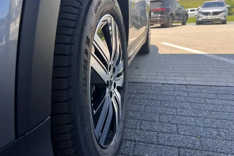 Mercedes-Benz EQB din 2025 cu 10 km - oferta MER104393 - foto 17