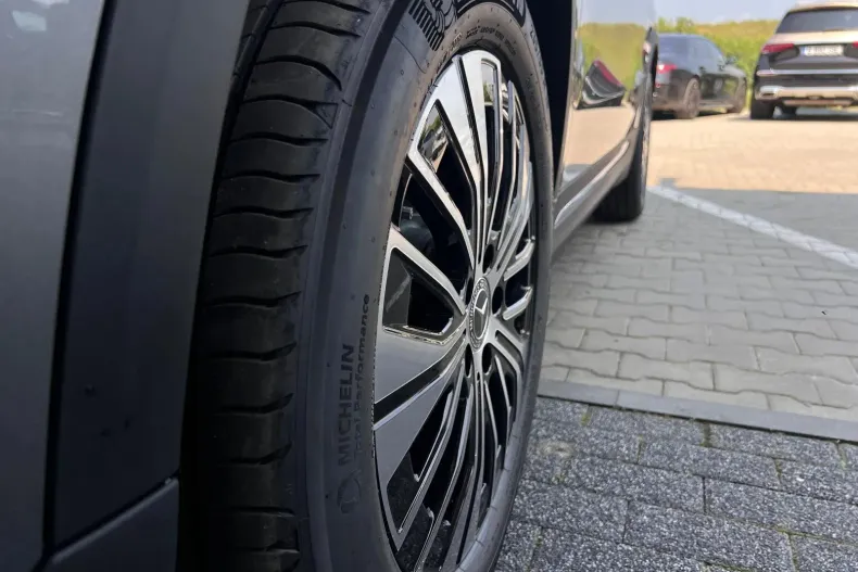 Mercedes-Benz EQA din 2025 cu 10 km - oferta MER104394 - foto 14