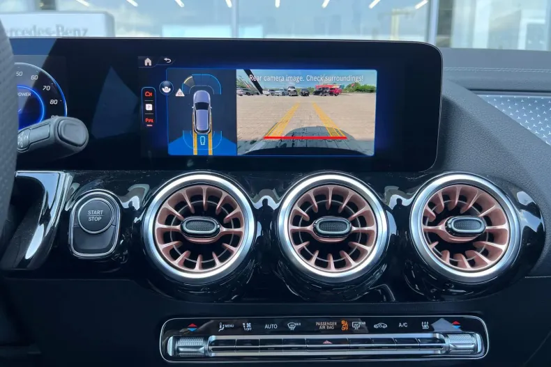 Mercedes-Benz EQA din 2025 cu 10 km - oferta MER104394 - foto 17