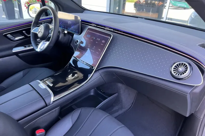 Mercedes-Benz EQE din 2024 cu 10 km - oferta MER104403 - foto 11