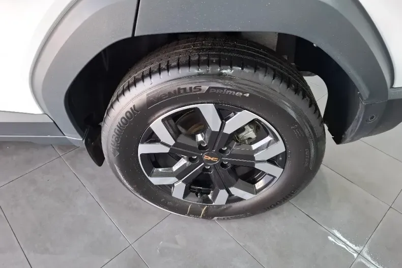 Dacia Duster din 2025 cu 18.339 km - oferta DAC104408 - foto 5