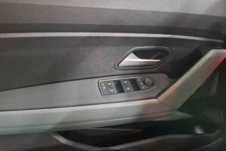 Dacia Duster din 2025 cu 18.339 km - oferta DAC104408 - foto 16