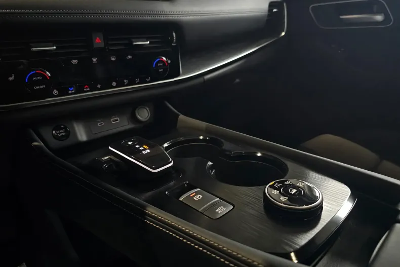 Nissan X-Trail din 2024 cu 8 km - oferta NIS104421 - foto 10