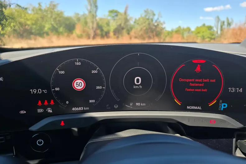 Porsche Taycan din 2023 cu 40.683 km - oferta POR104425 - foto 3