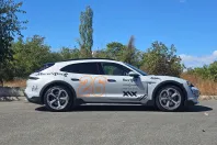 Porsche Taycan din 2023 cu 40.683 km - oferta POR104425 - foto 10