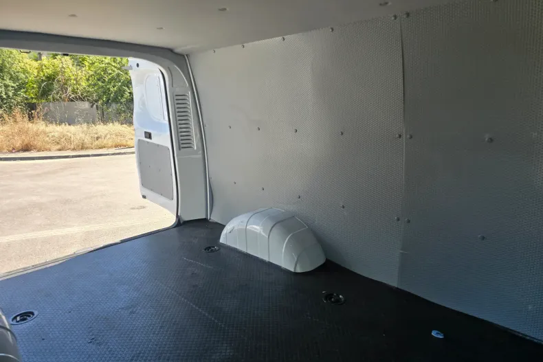 Maxus eDeliver 3 din 2023 cu 2.000 km - oferta MAX104426 - foto 19