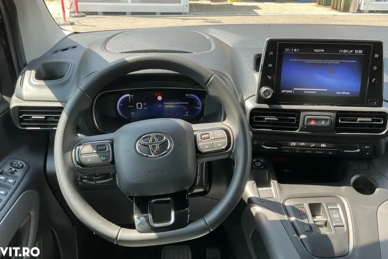 Toyota Proace din 2022 cu 2.109 km - oferta TOY104429 - foto 10