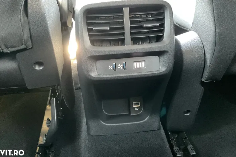 Toyota Proace din 2022 cu 2.109 km - oferta TOY104429 - foto 23