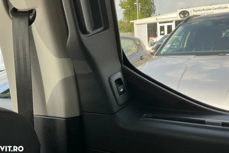 Toyota Proace din 2022 cu 2.109 km - oferta TOY104429 - foto 24