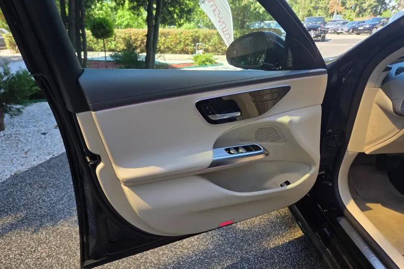 Mercedes-Benz E din 2024 cu 39.850 km - oferta MER104430 - foto 9