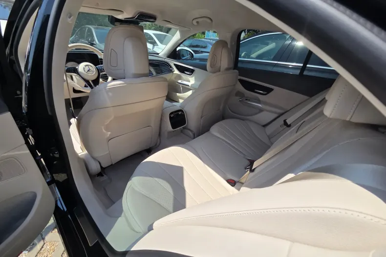 Mercedes-Benz E din 2024 cu 39.850 km - oferta MER104430 - foto 29