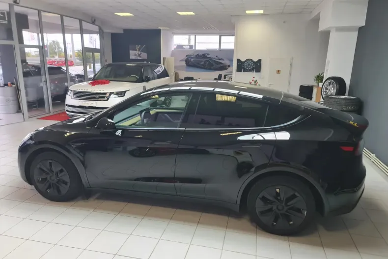 Tesla Model Y din 2022 cu 53.800 km - oferta TES104433 - foto 8