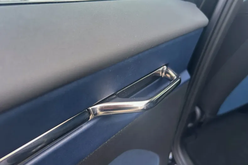 Volvo EX30 din 2023 cu 14.000 km - oferta VOL104436 - foto 15