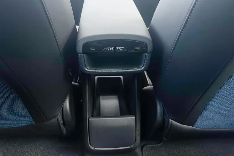 Volvo EX30 din 2023 cu 14.000 km - oferta VOL104436 - foto 16