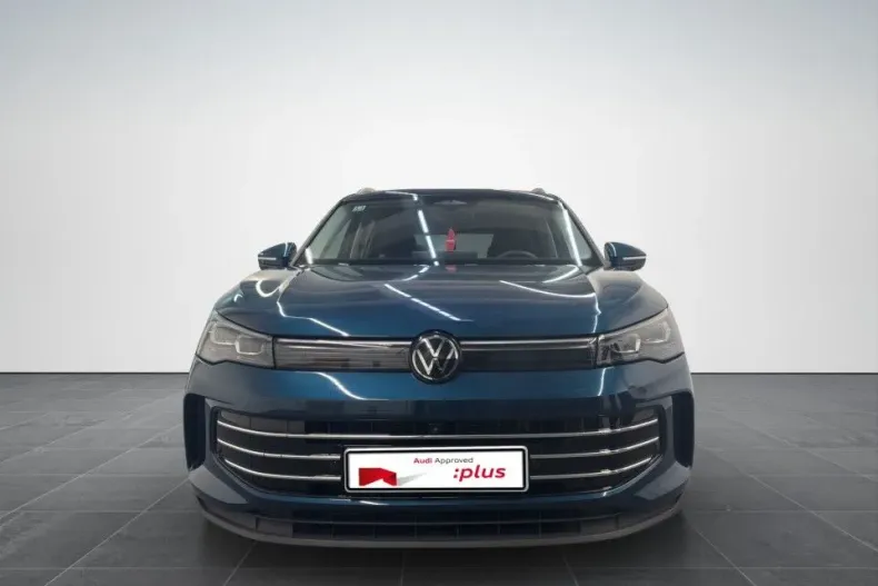 Volkswagen Tiguan din 2024 cu 40.464 km - oferta VOL104445 - foto 3