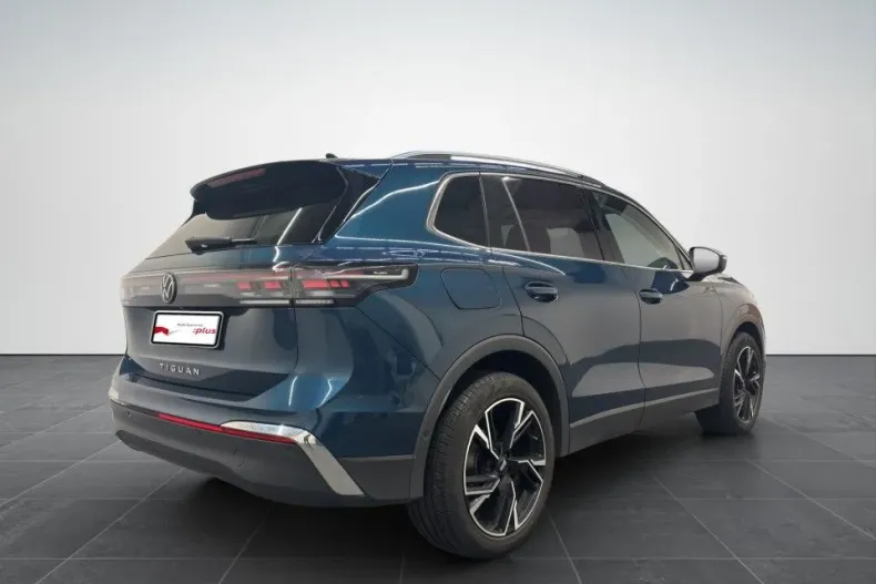 Volkswagen Tiguan din 2024 cu 40.464 km - oferta VOL104445 - foto 7