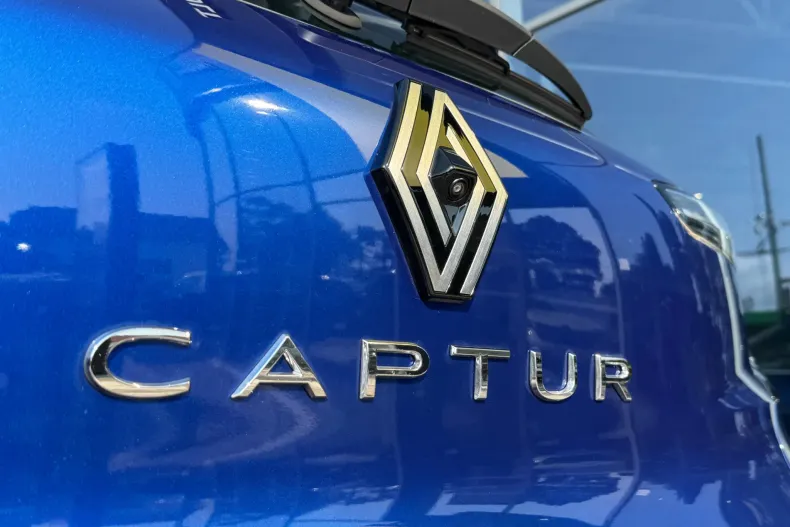 Renault Captur din 2024 cu 17 km - oferta REN104453 - foto 8