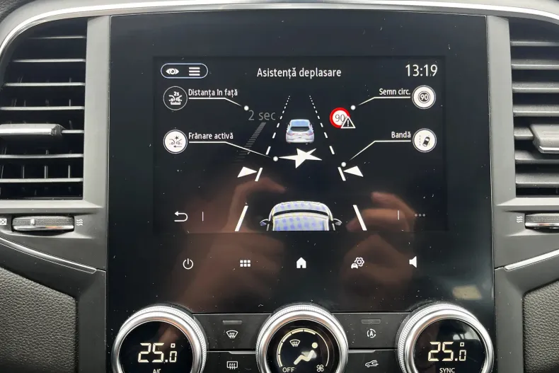 Renault Megane din 2021 cu 81.723 km - oferta REN104472 - foto 25