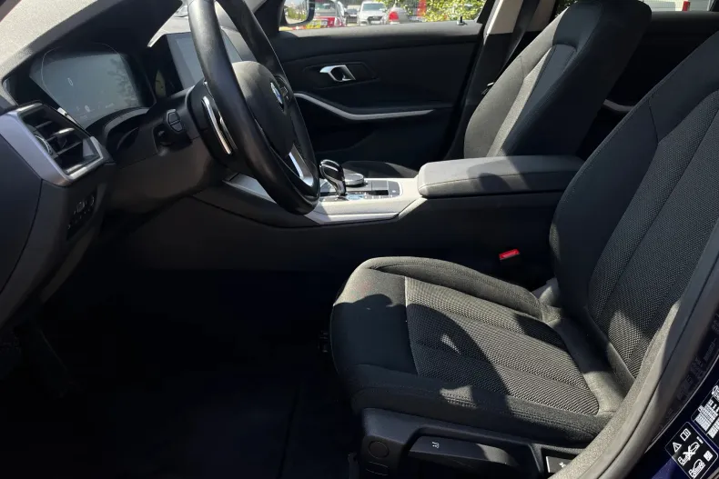 BMW Seria 3 din 2022 cu 21.771 km - oferta BMW104474 - foto 9