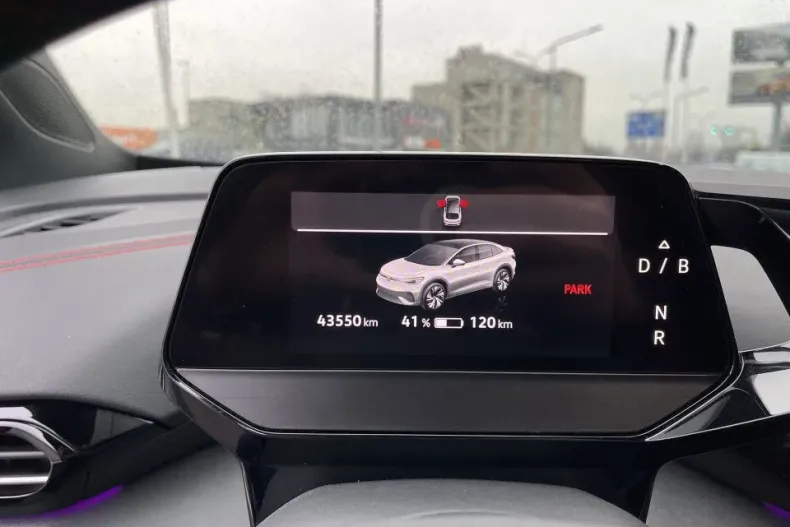 Volkswagen ID.5 din 2023 cu 43.550 km - oferta VOL104490 - foto 12