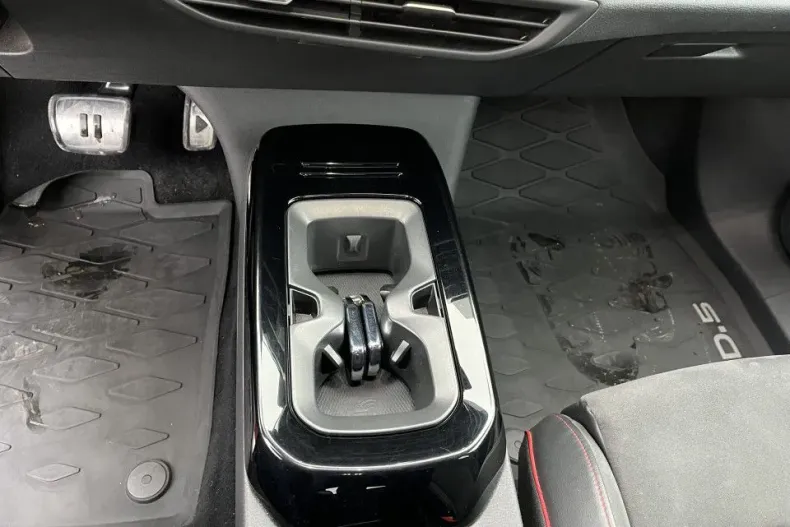 Volkswagen ID.5 din 2023 cu 43.550 km - oferta VOL104490 - foto 14