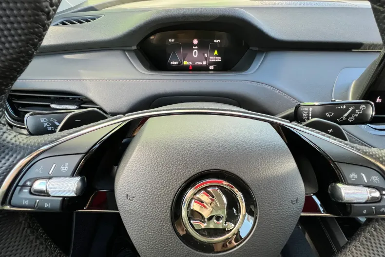 Skoda Enyaq din 2023 cu 1 km - oferta SKO104497 - foto 8