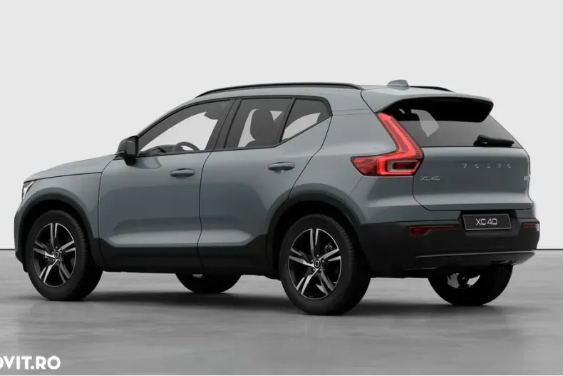 Volvo XC40 din 2025 cu 9 km - oferta VOL104506 - foto 3