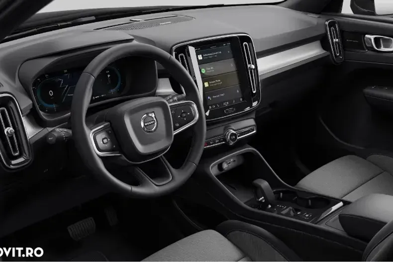 Volvo XC40 din 2025 cu 9 km - oferta VOL104509 - foto 7