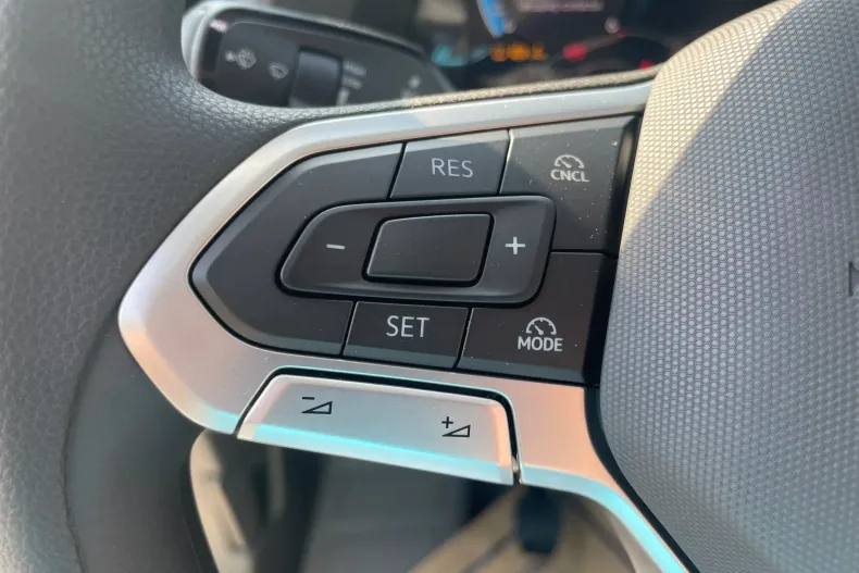 Volkswagen Crafter din 2025 cu 1 km - oferta VOL104513 - foto 8