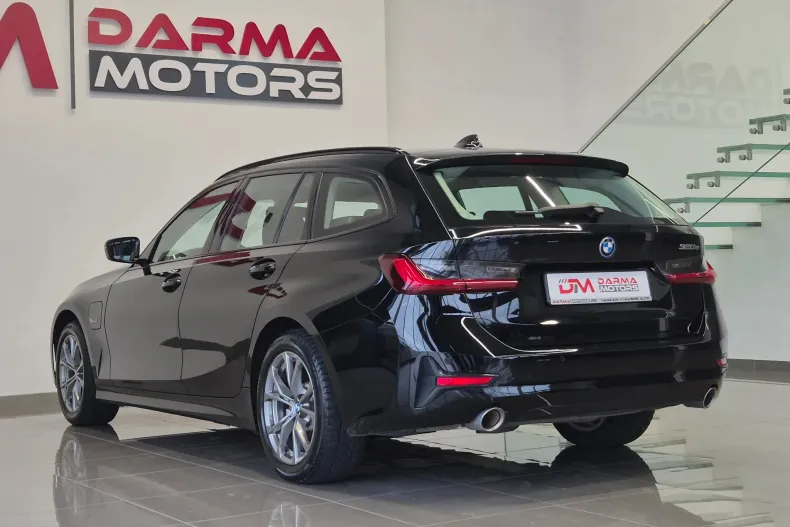 BMW Seria 3 din 2022 cu 115.000 km - oferta BMW104517 - foto 3