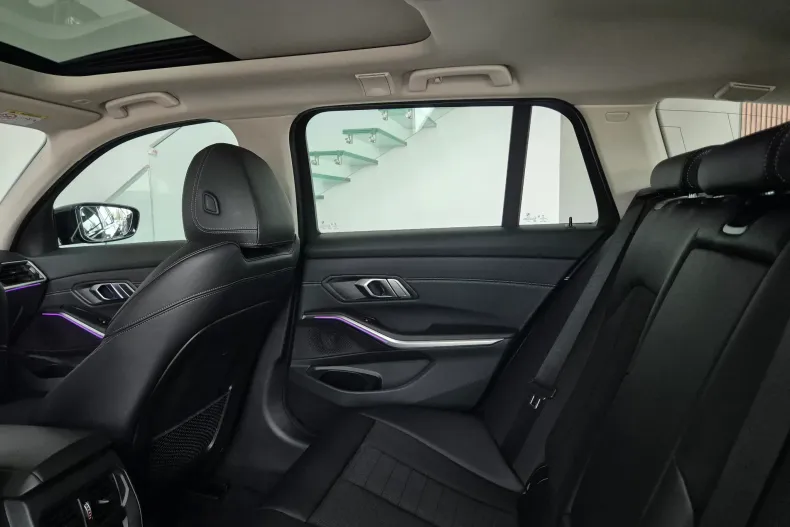 BMW Seria 3 din 2022 cu 115.000 km - oferta BMW104517 - foto 9