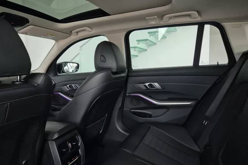 BMW Seria 3 din 2022 cu 115.000 km - oferta BMW104517 - foto 10