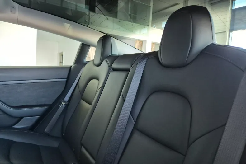 Tesla Model 3 din 2021 cu 70.500 km - oferta TES104527 - foto 16