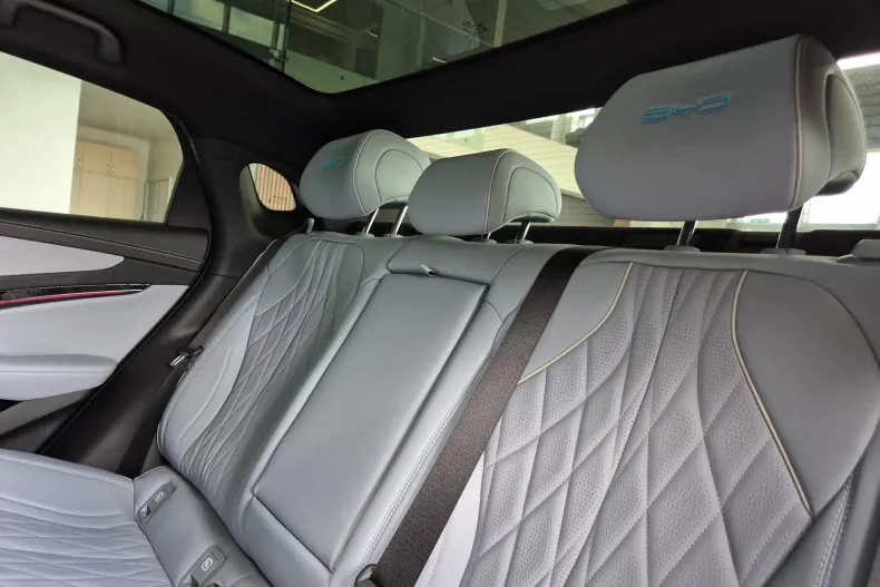 BYD SEAL din 2025 cu 1.000 km - oferta BYD104533 - foto 15