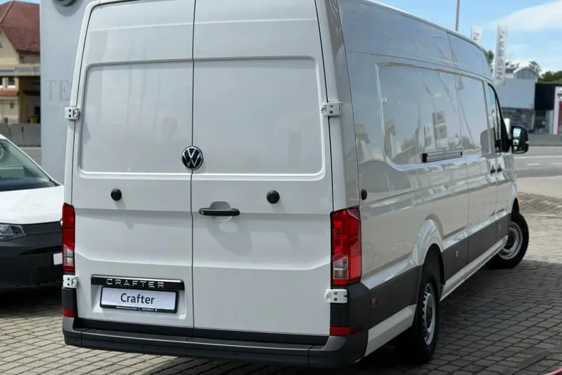 Volkswagen Crafter din 2025 cu 3 km - oferta VOL104538 - foto 4