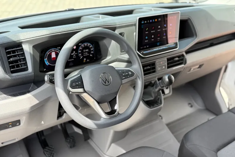 Volkswagen Crafter din 2025 cu 3 km - oferta VOL104538 - foto 14