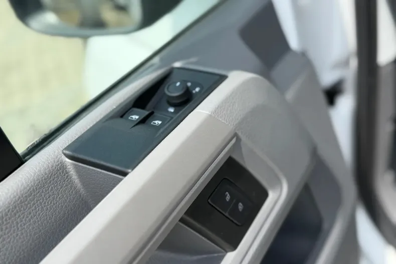 Volkswagen Crafter din 2025 cu 3 km - oferta VOL104538 - foto 16